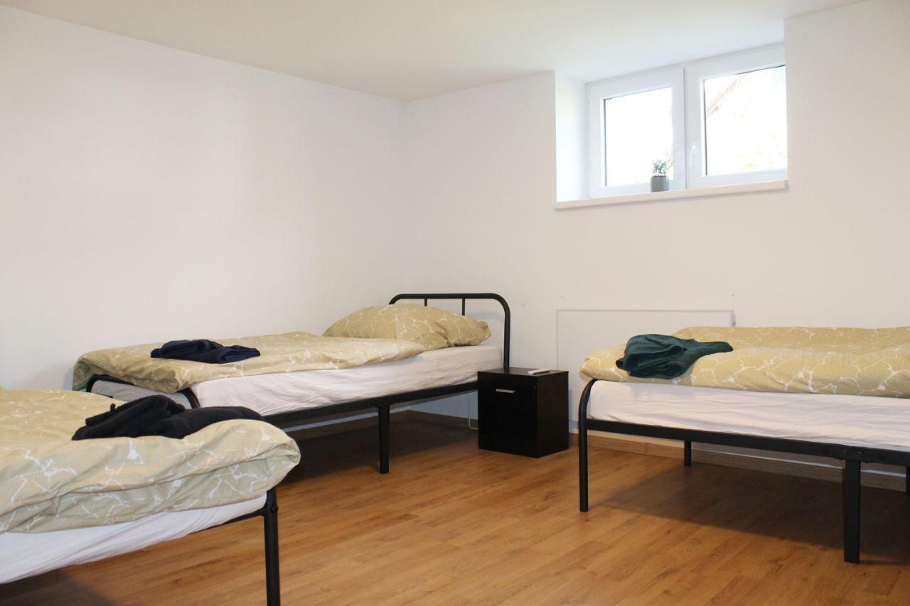 Ruhig Gelegenes Apartment Vaihingen an der Enz Bagian luar foto